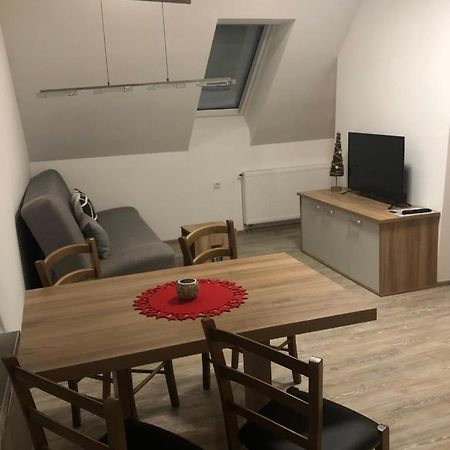 קרנייסקה גורה Apartmaji Kramar Ratece מראה חיצוני תמונה