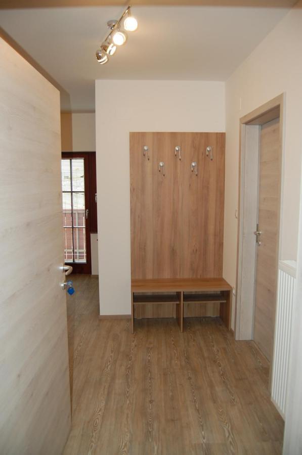 קרנייסקה גורה Apartmaji Kramar Ratece מראה חיצוני תמונה