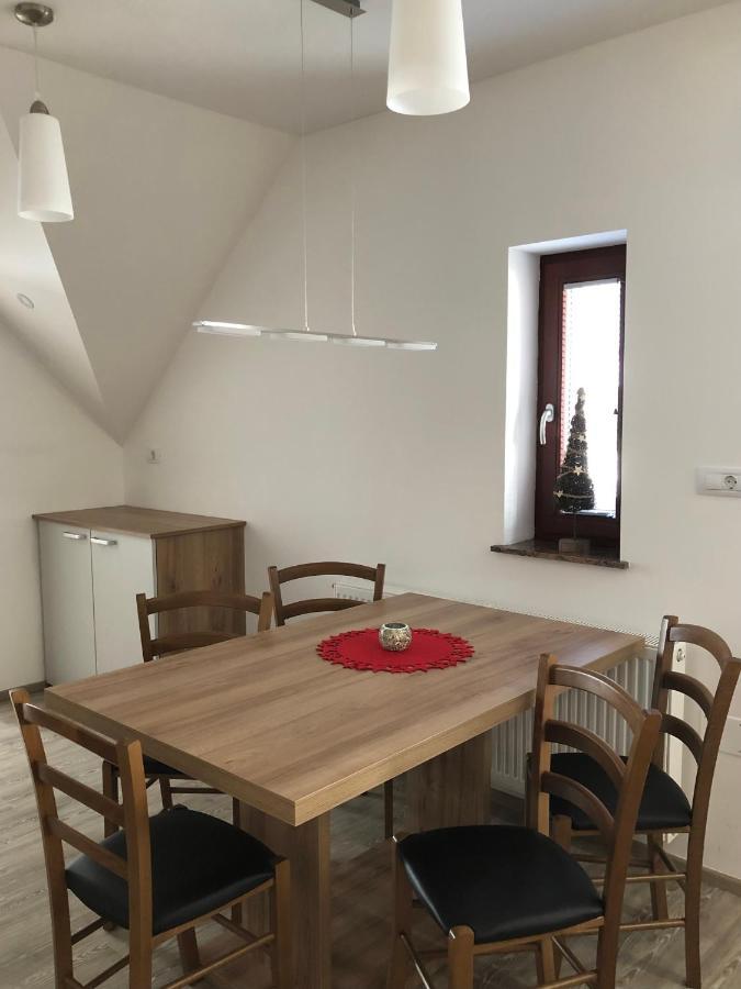 קרנייסקה גורה Apartmaji Kramar Ratece מראה חיצוני תמונה