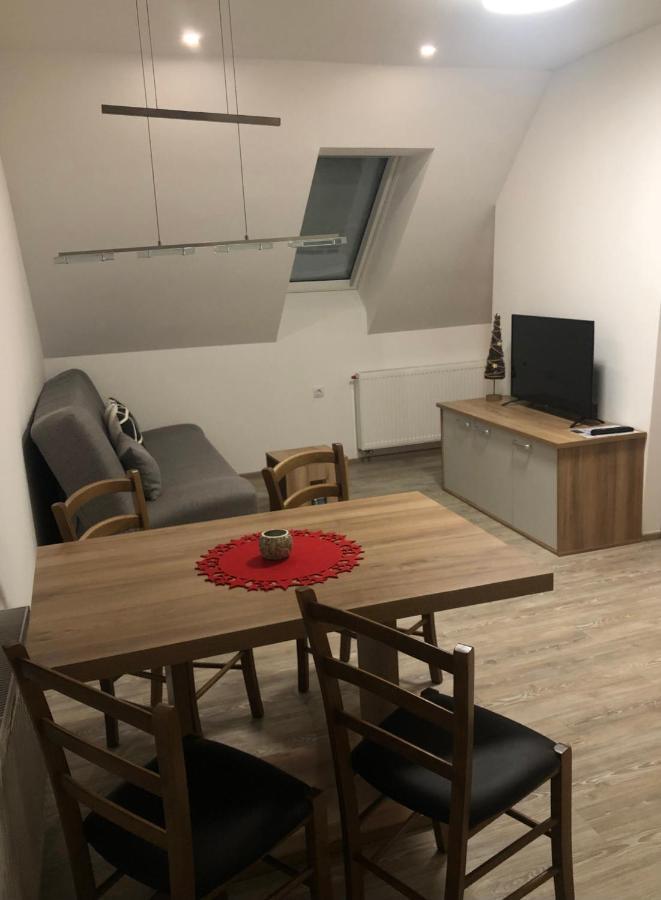 קרנייסקה גורה Apartmaji Kramar Ratece מראה חיצוני תמונה
