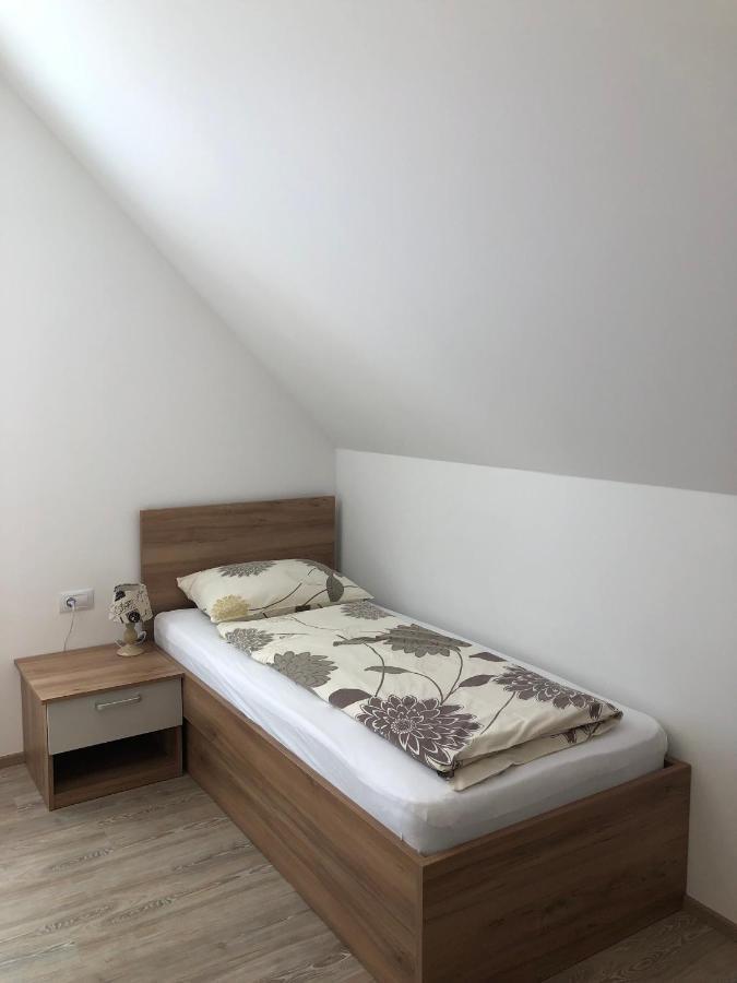 קרנייסקה גורה Apartmaji Kramar Ratece מראה חיצוני תמונה